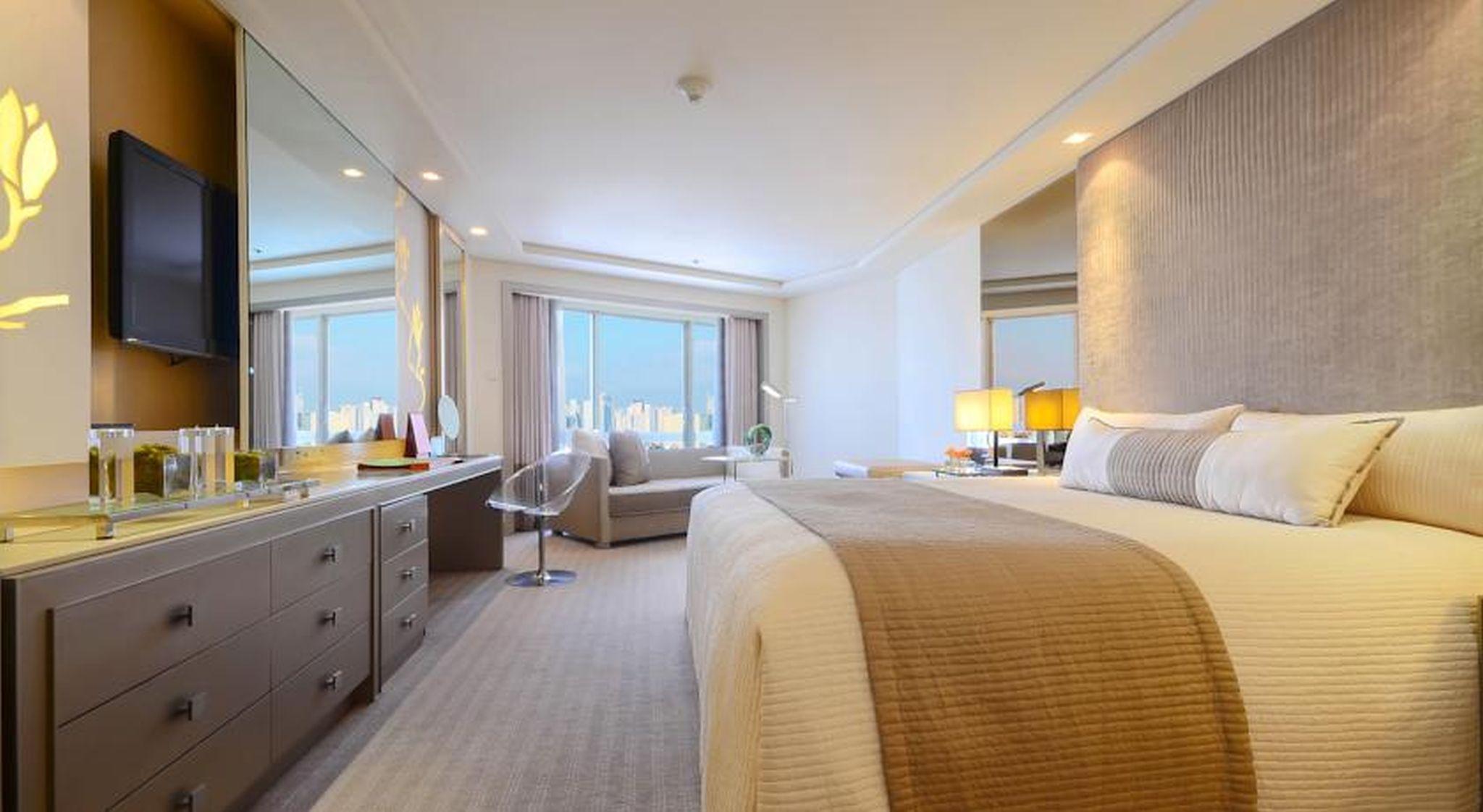 Midas Hotel And Casino Pasay Buitenkant foto