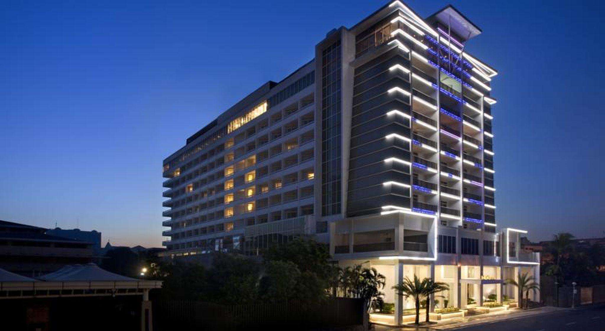 Midas Hotel And Casino Pasay Buitenkant foto