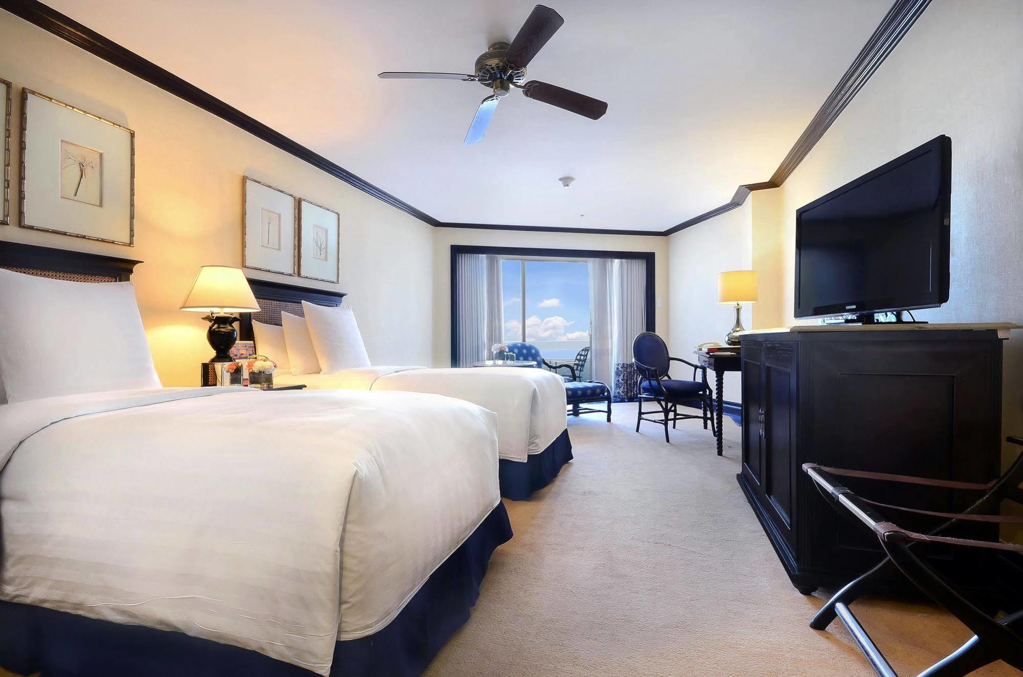 Midas Hotel And Casino Pasay Buitenkant foto
